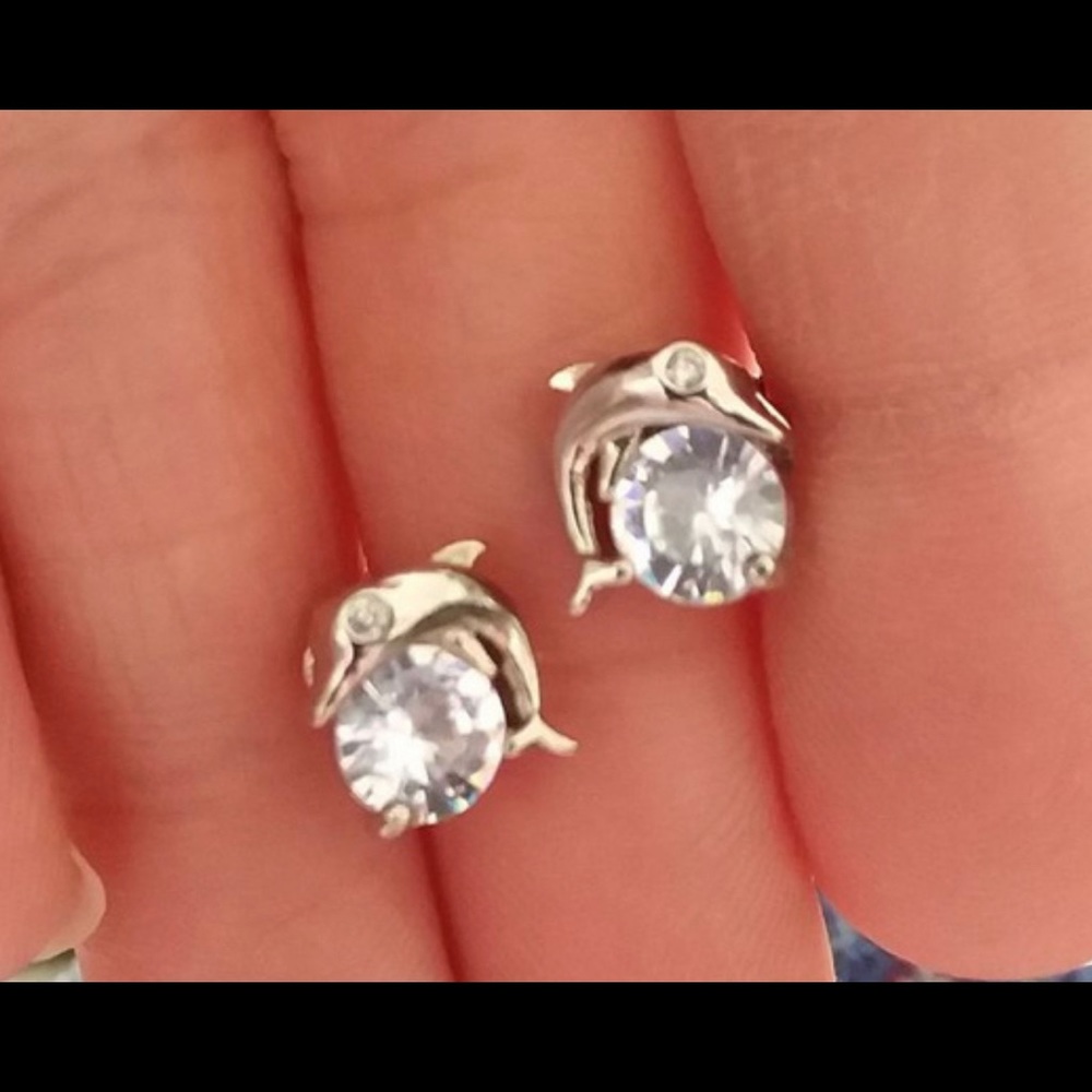 Dolphin earrings - Picture 2 of 5